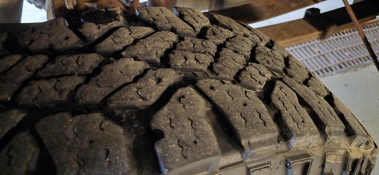 Ford F-350 SD Cabela Crew Cab Long Bed 4WD 2010