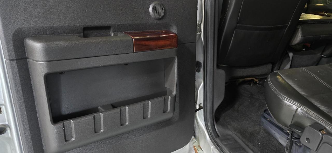 Ford F-350 SD Cabela Crew Cab Long Bed 4WD 2010