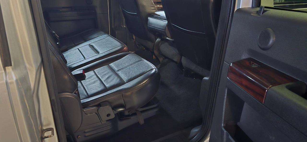 Ford F-350 SD Cabela Crew Cab Long Bed 4WD 2010