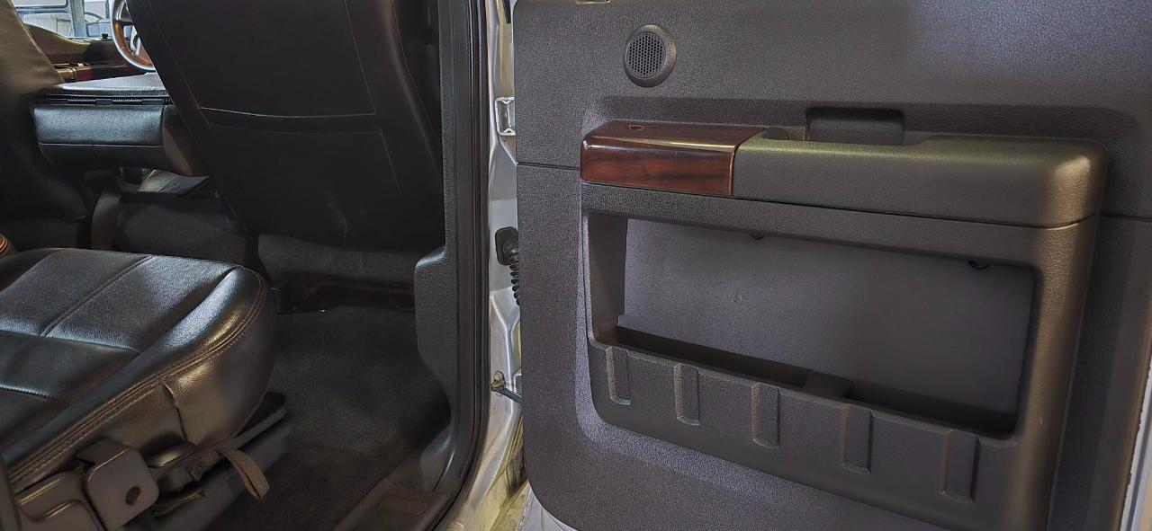 Ford F-350 SD Cabela Crew Cab Long Bed 4WD 2010