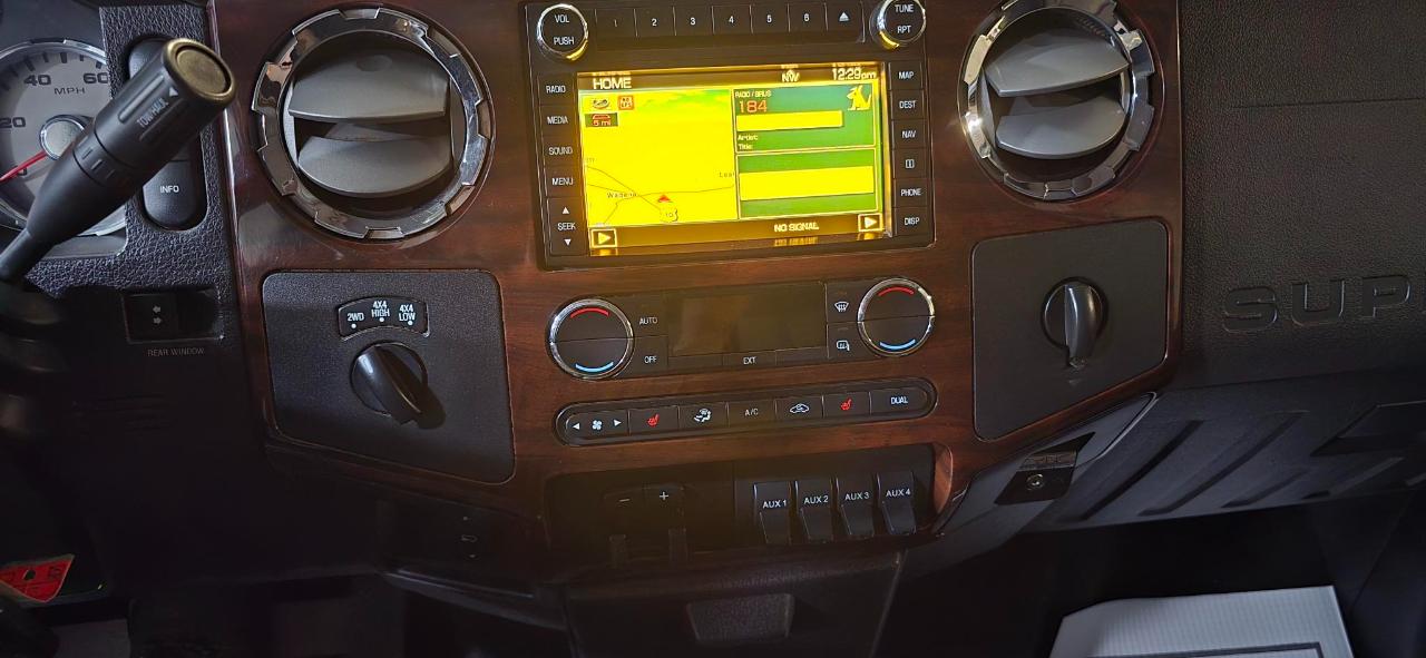 Ford F-350 SD Cabela Crew Cab Long Bed 4WD 2010