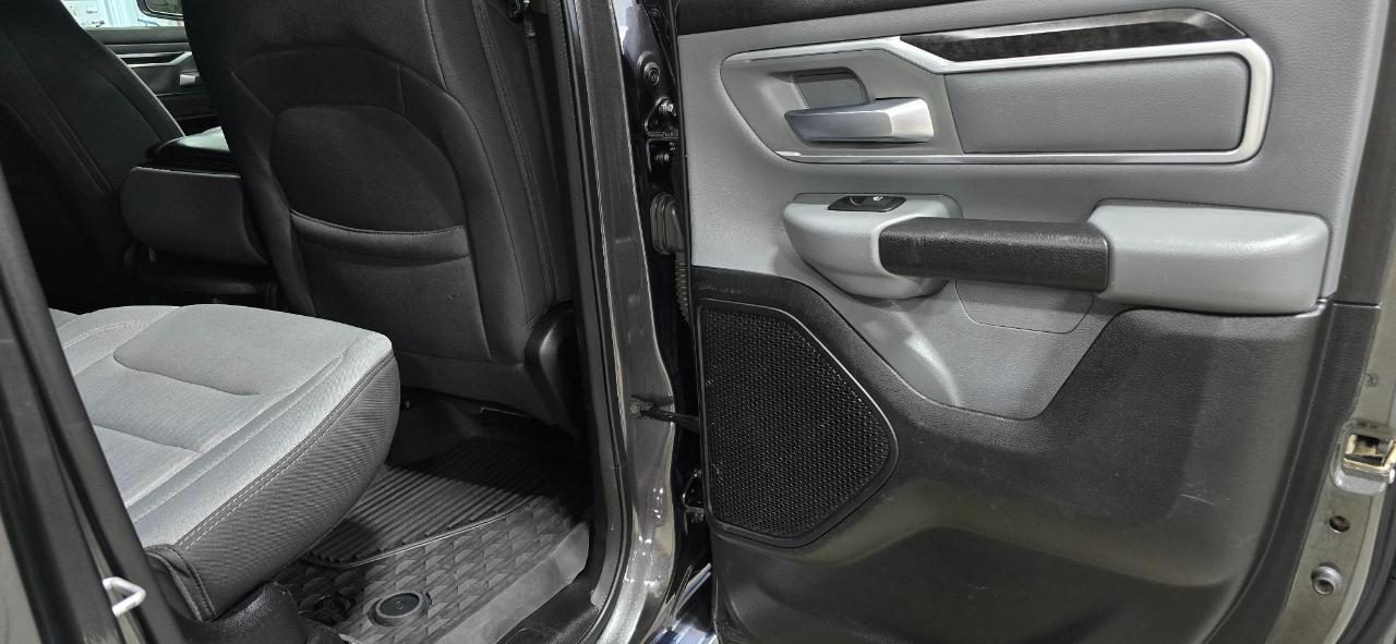 RAM 1500 Big Horn Quad Cab 4WD 2022