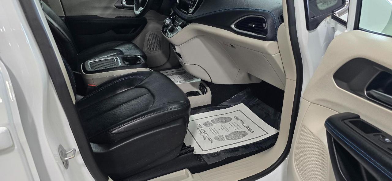 Chrysler Pacifica Touring-L 2021