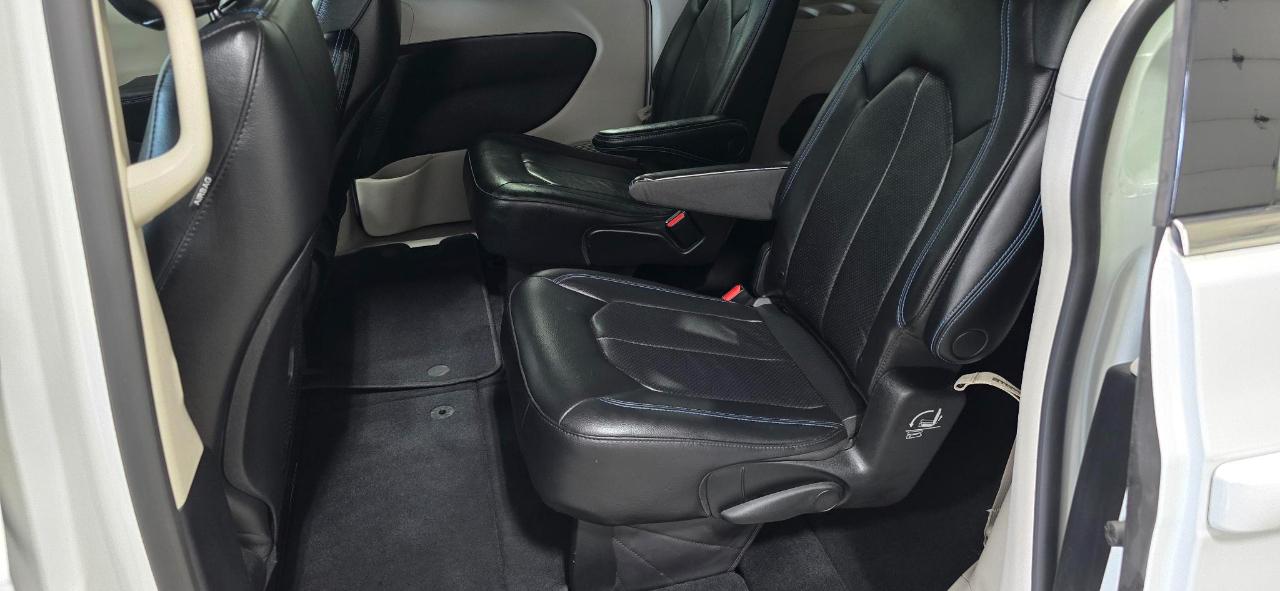 Chrysler Pacifica Touring-L 2021