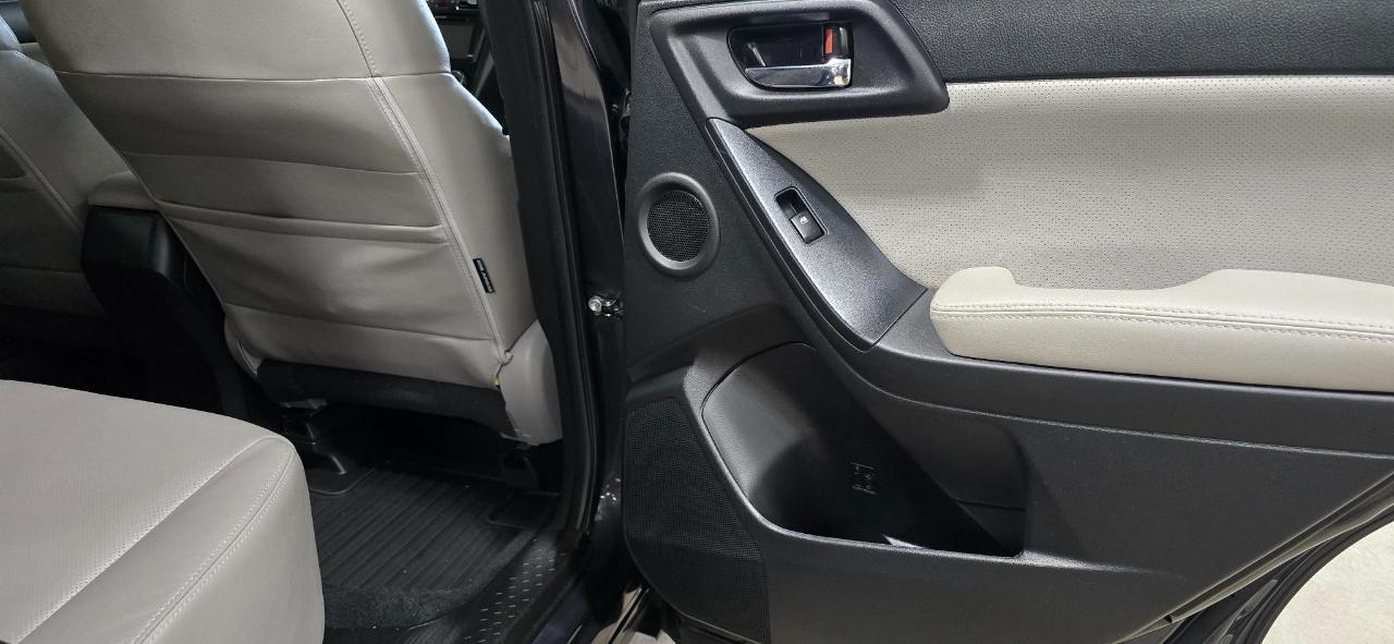 Subaru Forester 2.5i Touring 2014