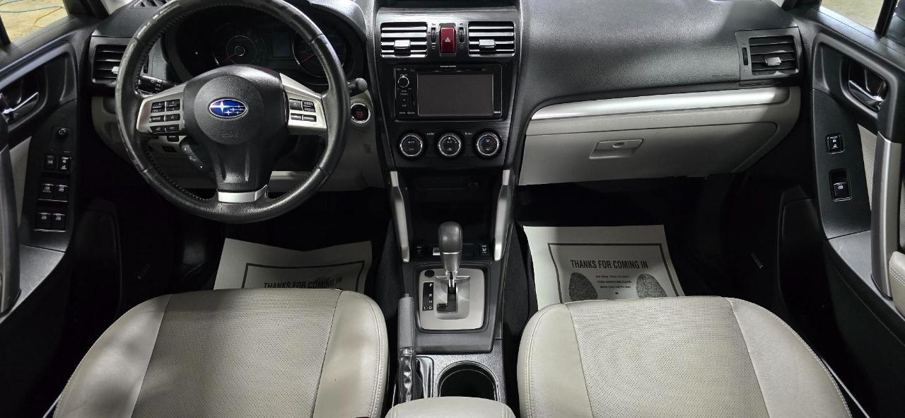 Subaru Forester 2.5i Touring 2014