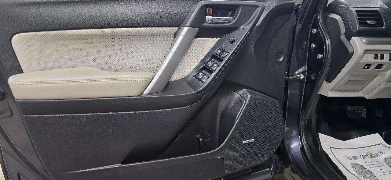 Subaru Forester 2.5i Touring 2014