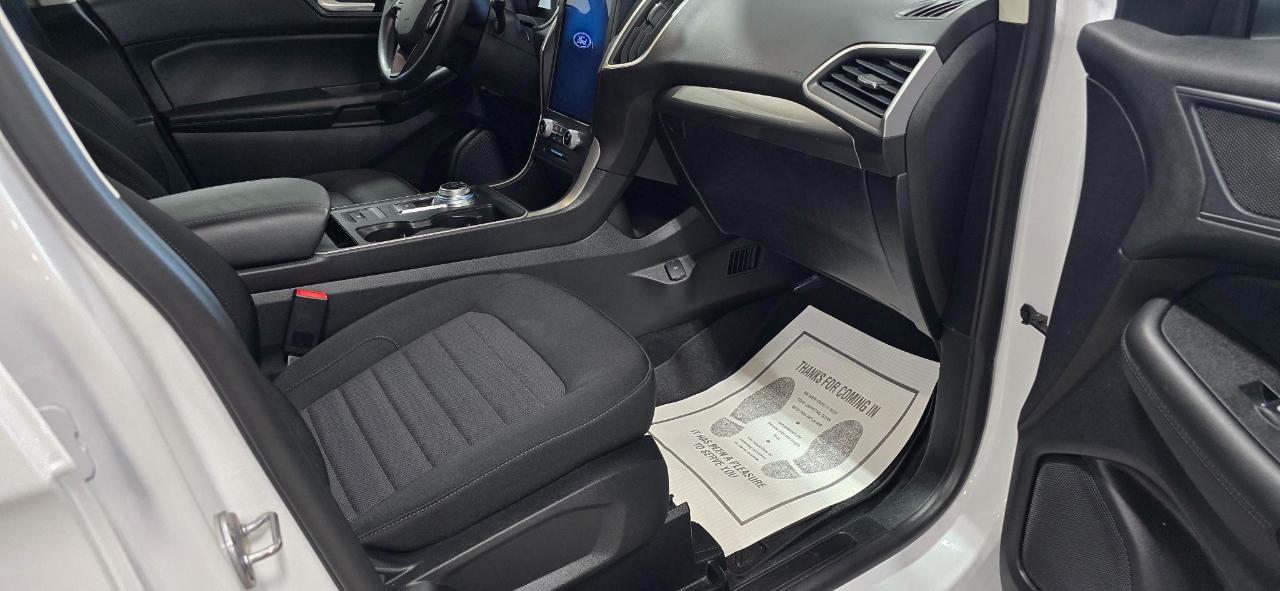 Ford Edge SE AWD 2021