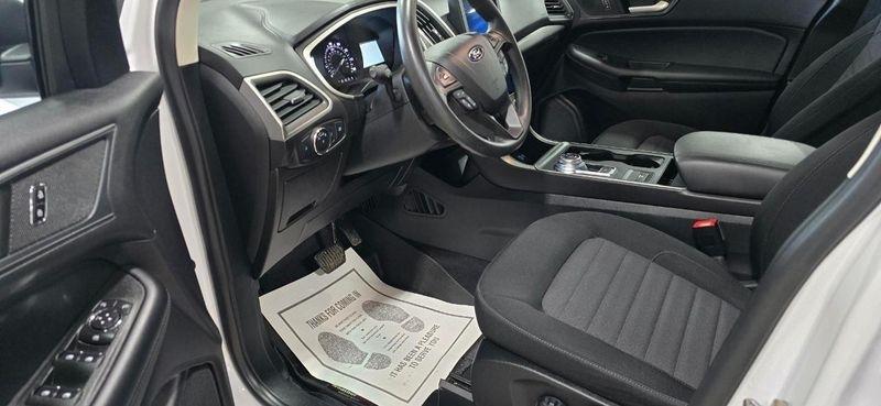 Ford Edge SE AWD 2021