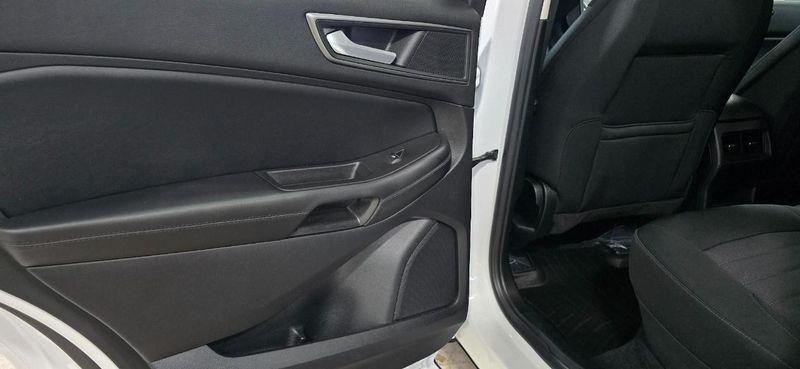 Ford Edge SE AWD 2021