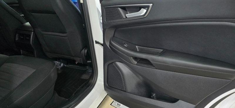 Ford Edge SE AWD 2021