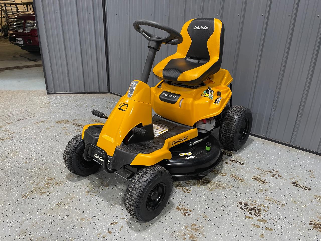 Cub Cadet CC30H Riding Lawn Mower  2026