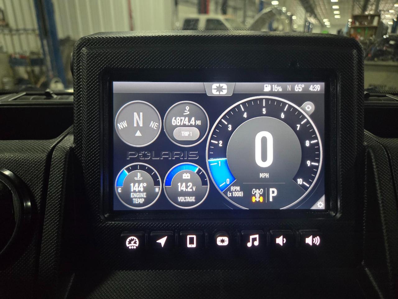 Polaris Ranger XP 1000 Northstar Ultimate Ride Command EPS  2024