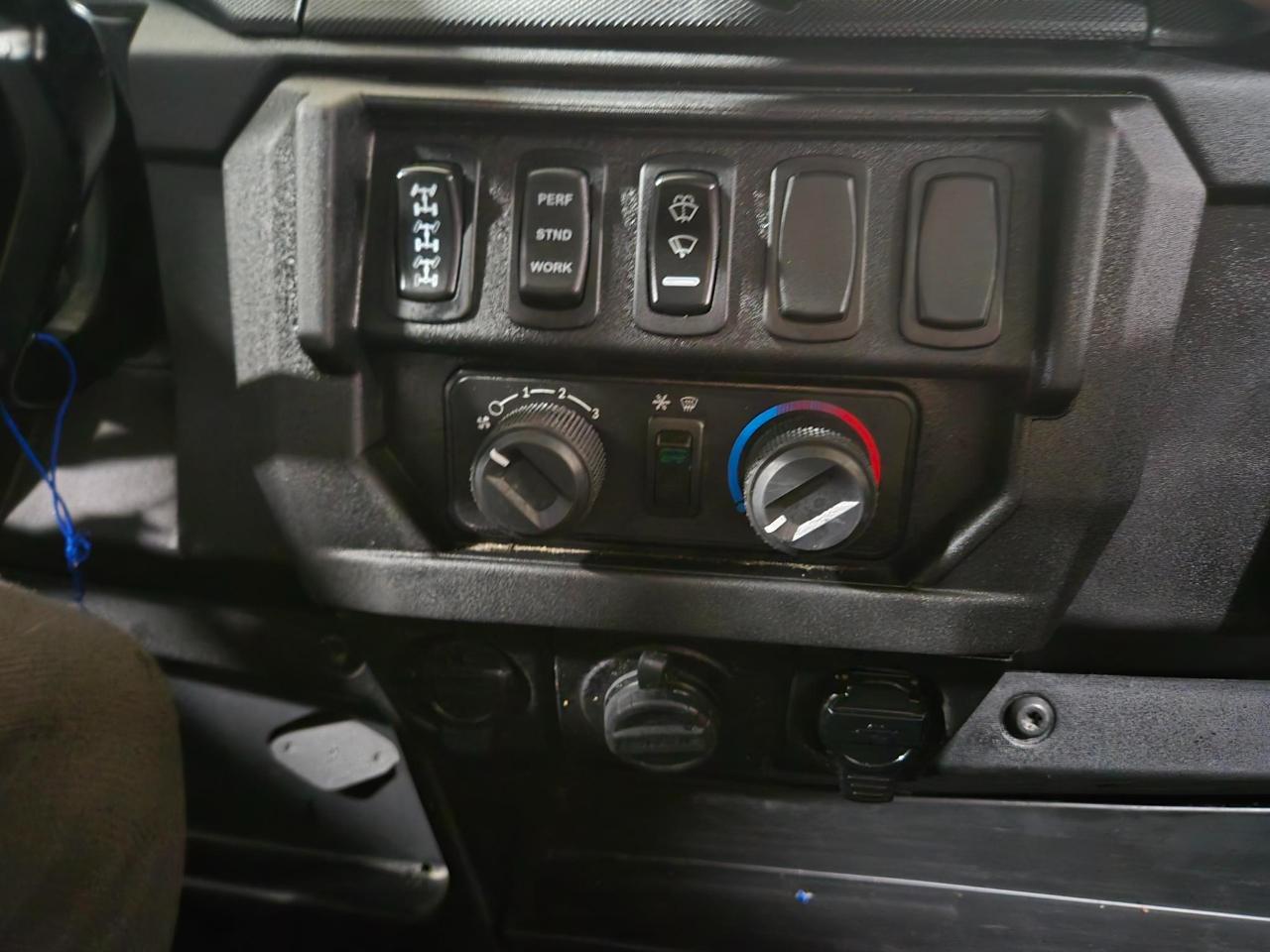 Polaris Ranger XP 1000 Northstar Ultimate Ride Command EPS  2024