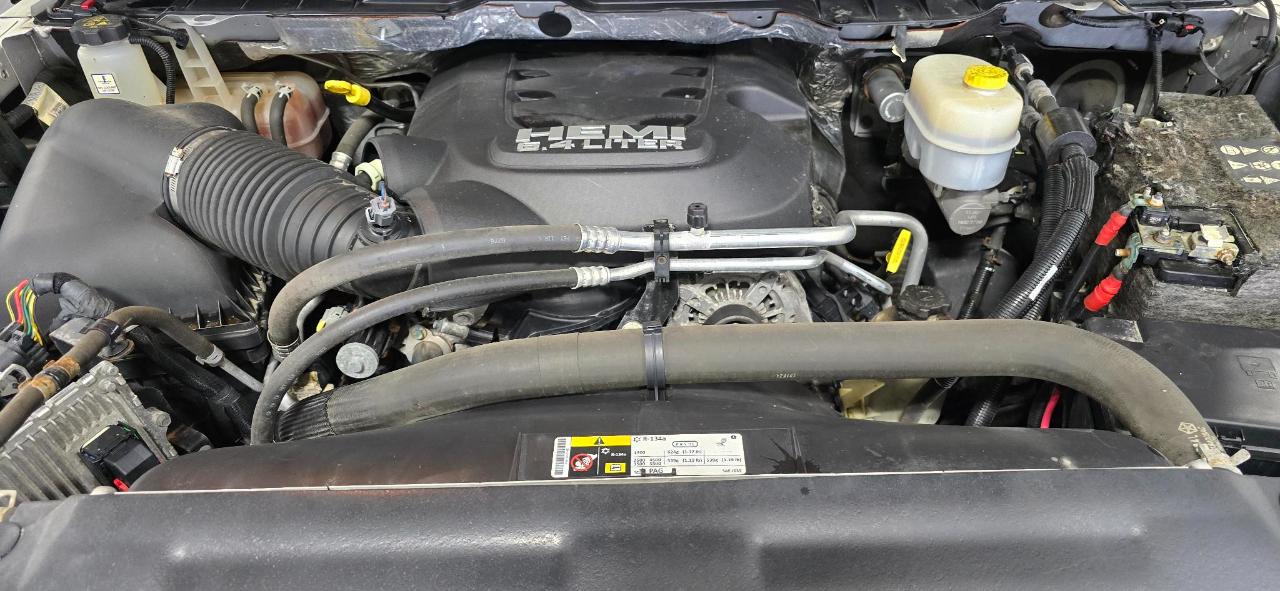 RAM 2500 SLT Crew Cab SWB 4WD 2016