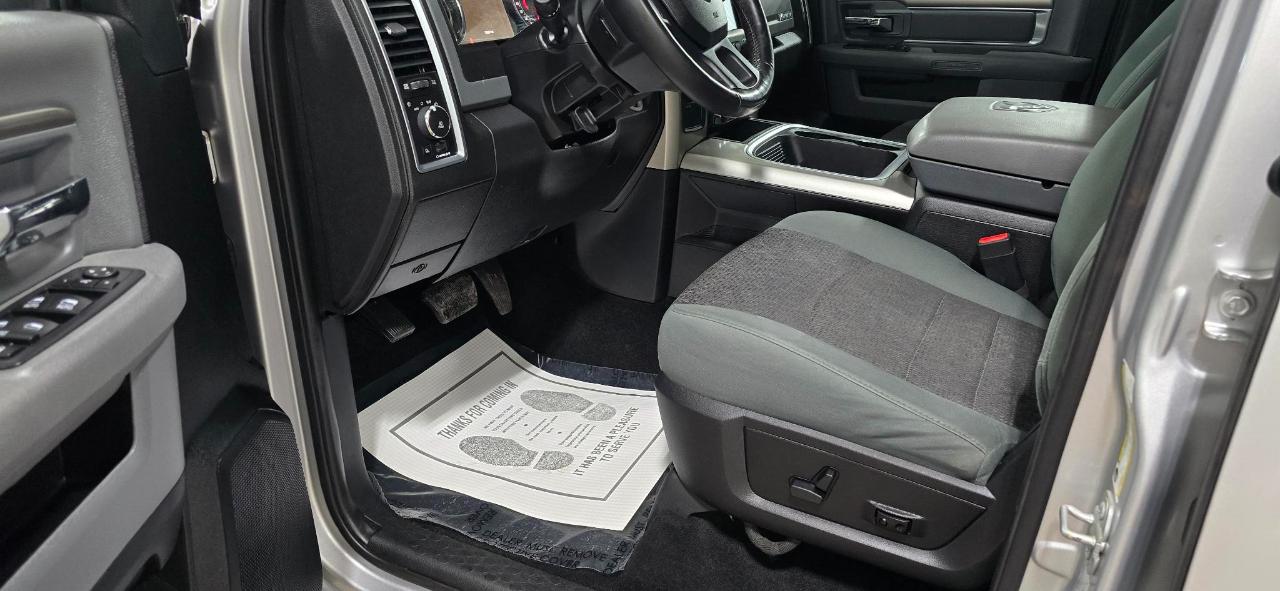 RAM 2500 SLT Crew Cab SWB 4WD 2016