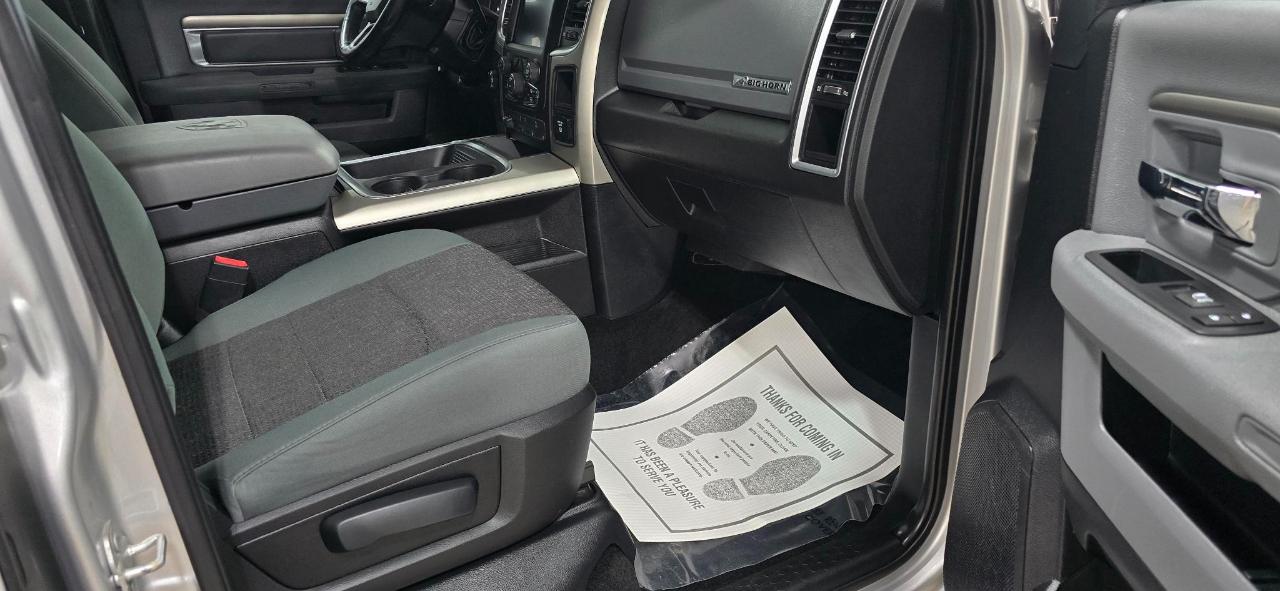 RAM 2500 SLT Crew Cab SWB 4WD 2016