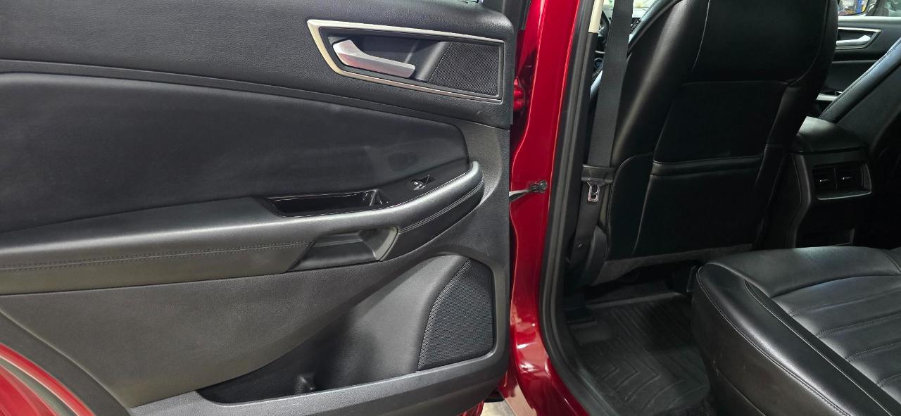 Ford Edge SEL FWD 2015