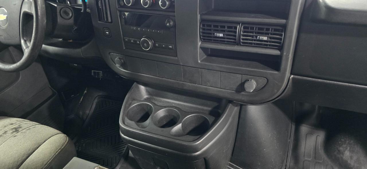 Chevrolet Express 3500 Cargo 2009