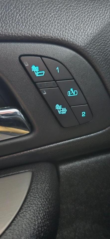 GMC Sierra 1500 SLT Crew Cab 4WD 2009