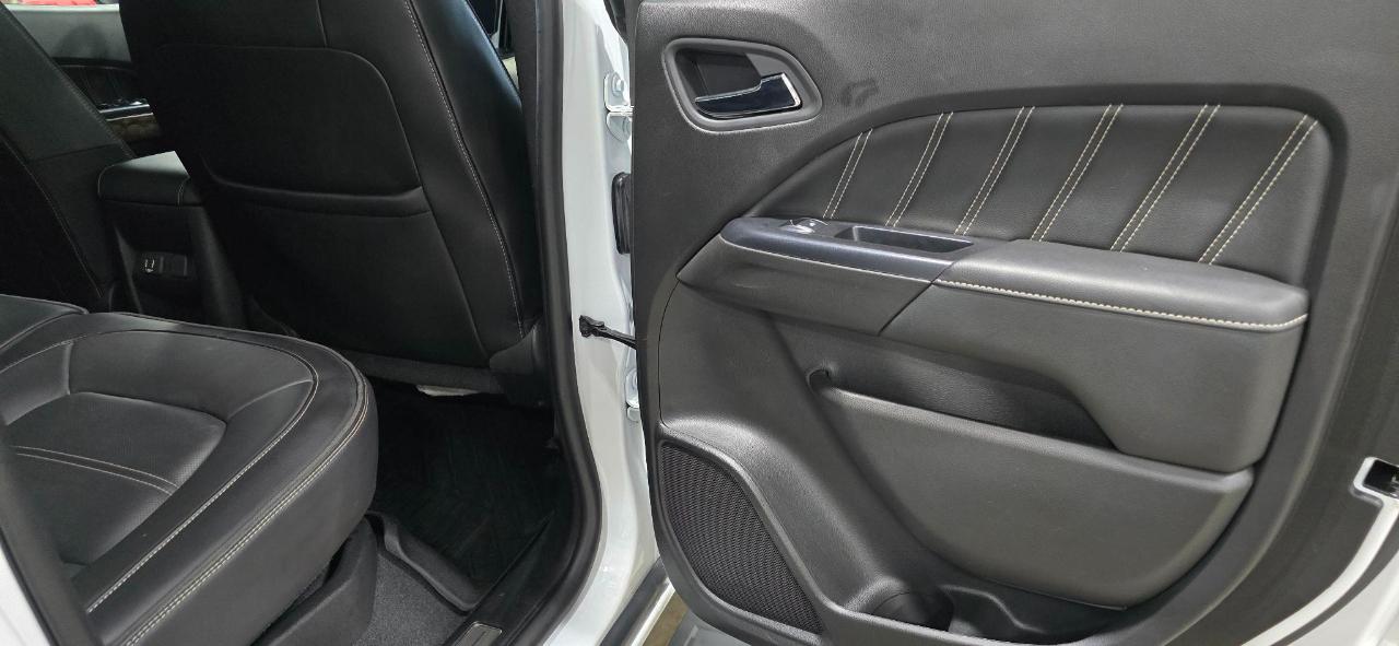 GMC Canyon Denali Crew Cab Long Box 4WD 2021