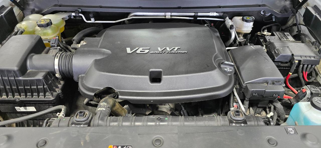 GMC Canyon Denali Crew Cab Long Box 4WD 2021