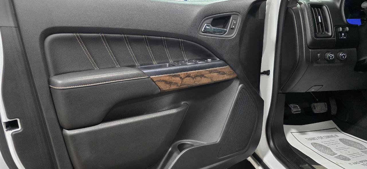 GMC Canyon Denali Crew Cab Long Box 4WD 2021