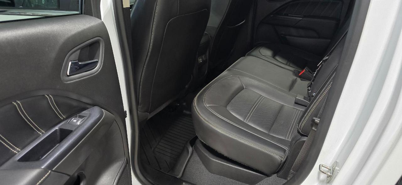 GMC Canyon Denali Crew Cab Long Box 4WD 2021