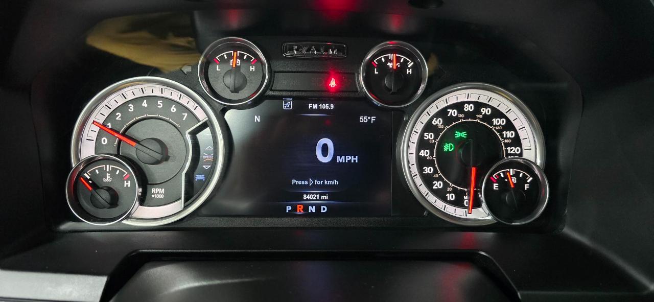 RAM 1500 Sport Crew Cab SWB 4WD 2015