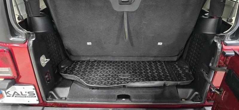 Jeep Wrangler Sport 4WD 2012