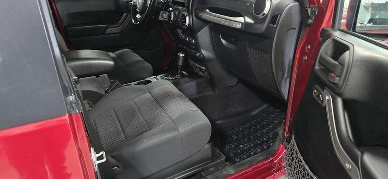 Jeep Wrangler Sport 4WD 2012