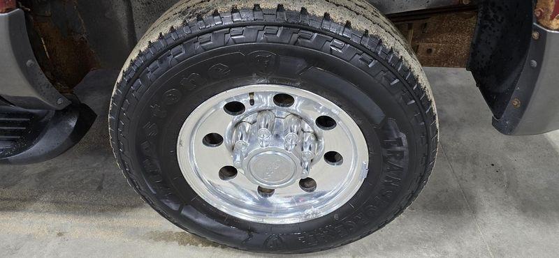 Ford Excursion XLT 5.4L 4WD 2004