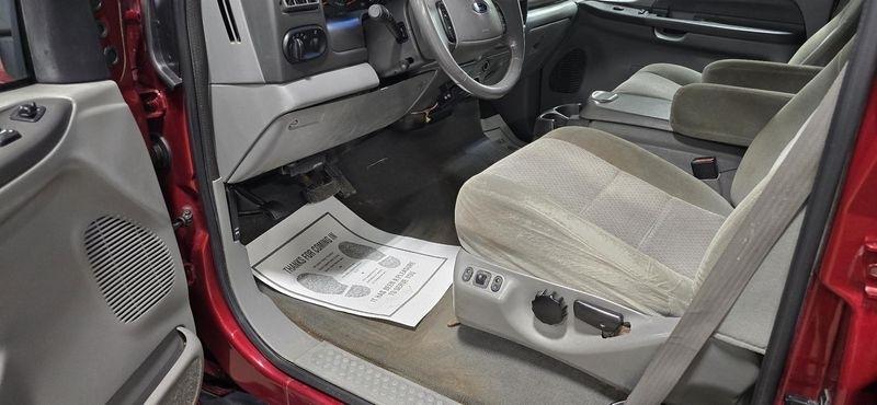 Ford Excursion XLT 5.4L 4WD 2004