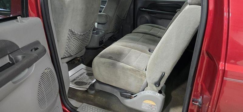 Ford Excursion XLT 5.4L 4WD 2004