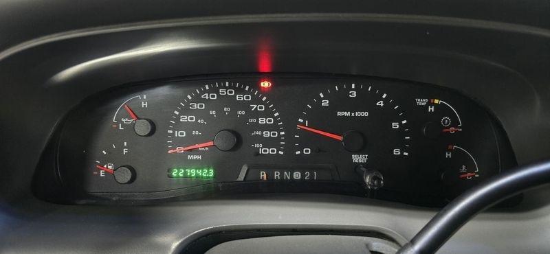 Ford Excursion XLT 5.4L 4WD 2004