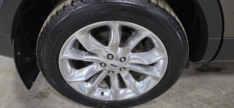 Ford Explorer Limited 4WD 2015