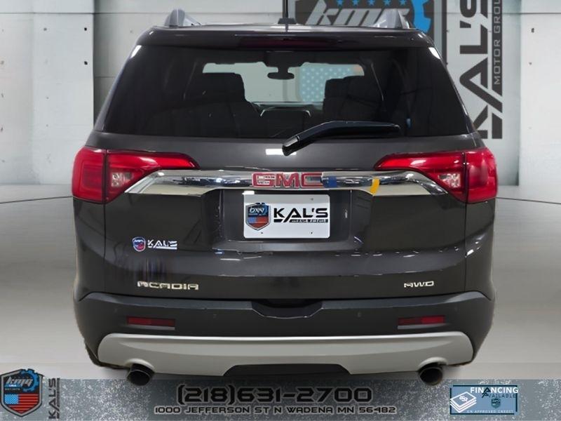 GMC Acadia SLE-2 AWD 2017
