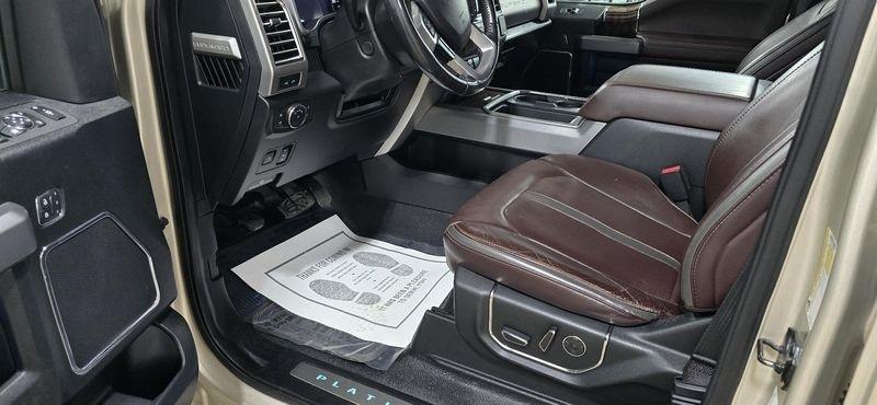 Ford F-250 SD Platinum Crew Cab Long Bed 4WD 2017