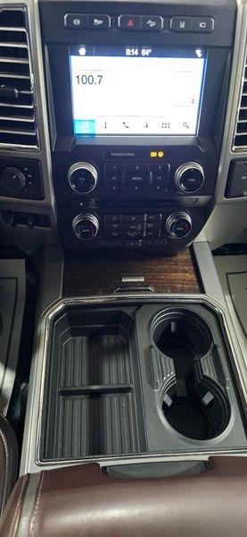 Ford F-250 SD Platinum Crew Cab Long Bed 4WD 2017