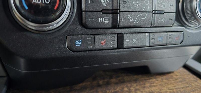 Ford F-250 SD Platinum Crew Cab Long Bed 4WD 2017