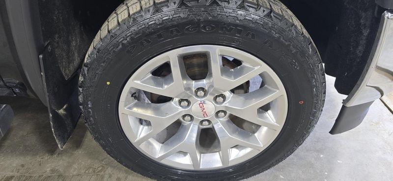 GMC Sierra 1500 SLT Crew Cab Long Box 4WD 2018