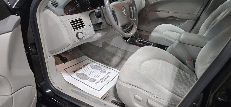 Buick Lucerne CX 2011