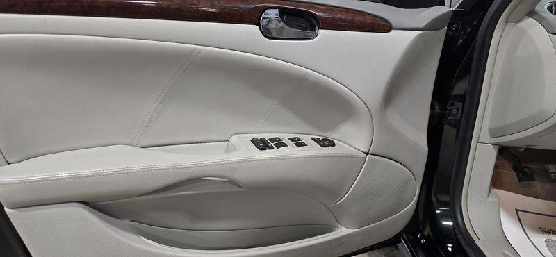 Buick Lucerne CX 2011