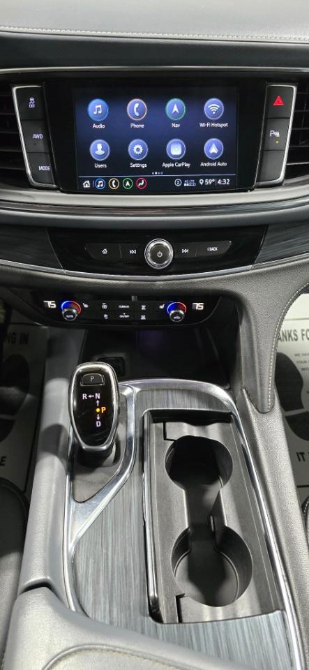 Buick Enclave Essence AWD 2021