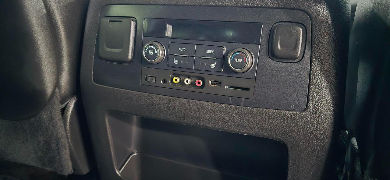 GMC Yukon Denali XL 4WD 2015