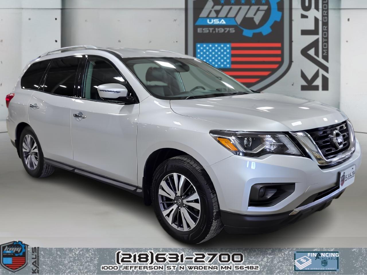 Nissan Pathfinder Platinum 4WD 2017
