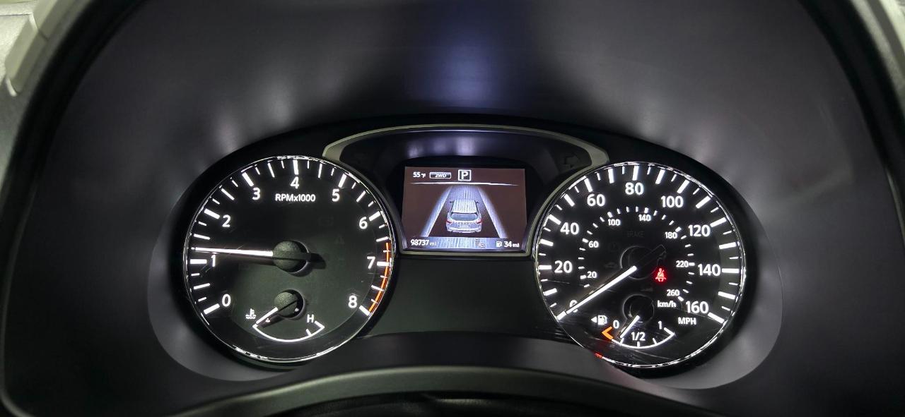 Nissan Pathfinder Platinum 4WD 2017