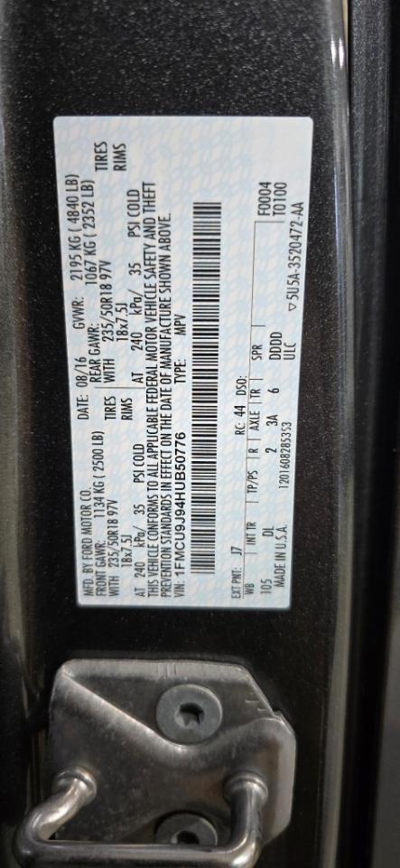 Ford Escape Titanium 4WD 2017