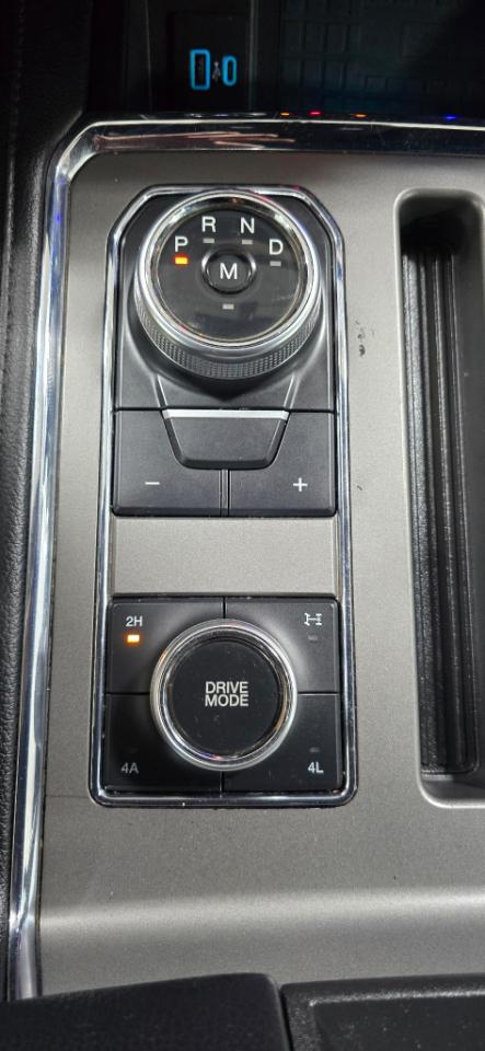 Ford Expedition MAX XLT 4WD 2020