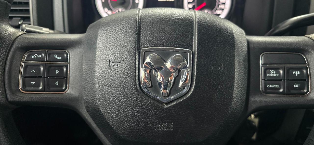 RAM 1500 Tradesman Quad Cab 4WD 2014